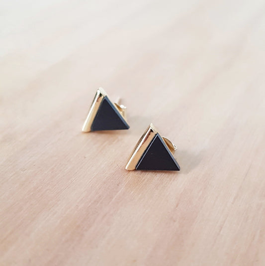 PENDIENTES TRIANGULO ESMALTADO DORADOS